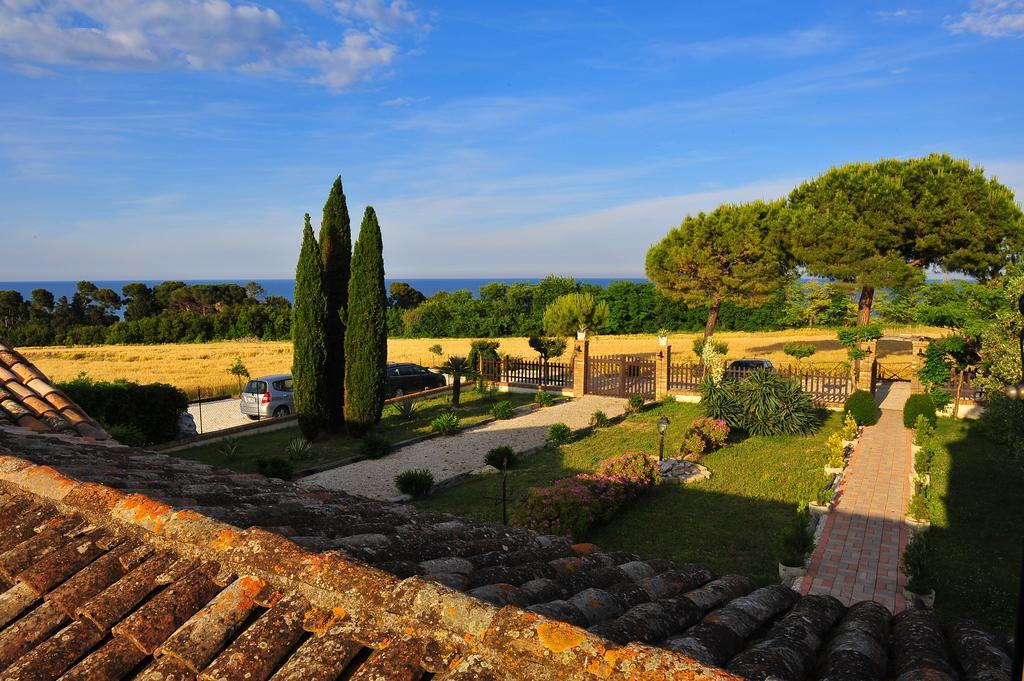 Residenza Scorcio Sul Mare Otel Porto San Giorgio Dış mekan fotoğraf
