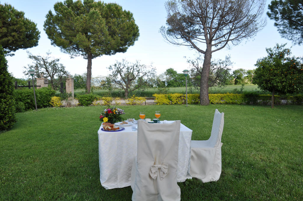 Residenza Scorcio Sul Mare Otel Porto San Giorgio Dış mekan fotoğraf