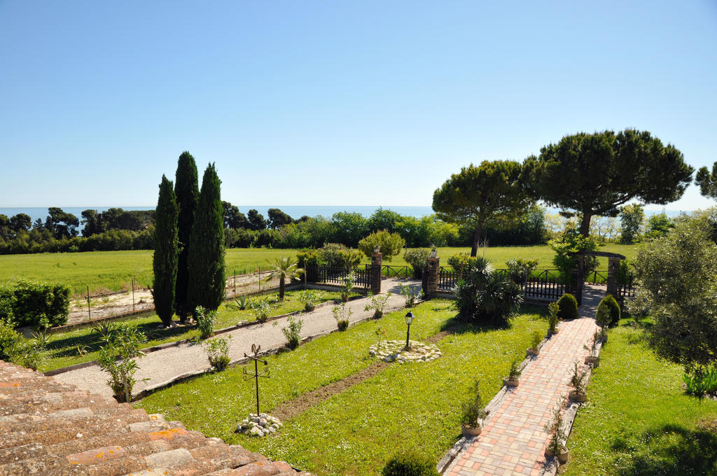 Residenza Scorcio Sul Mare Otel Porto San Giorgio Dış mekan fotoğraf