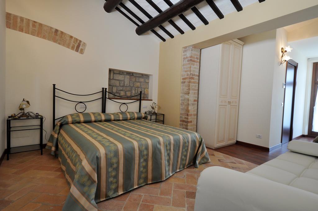 Residenza Scorcio Sul Mare Otel Porto San Giorgio Dış mekan fotoğraf